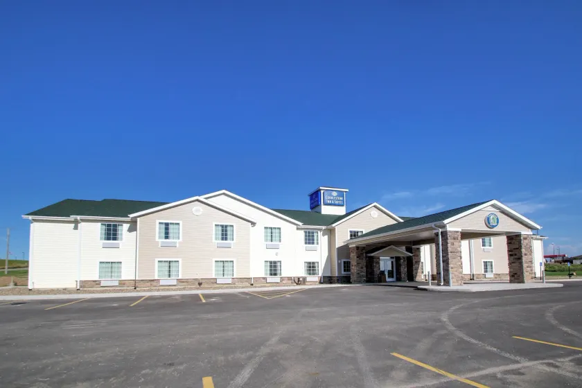 Cobblestone Inn & Suites - Avoca - Image 1