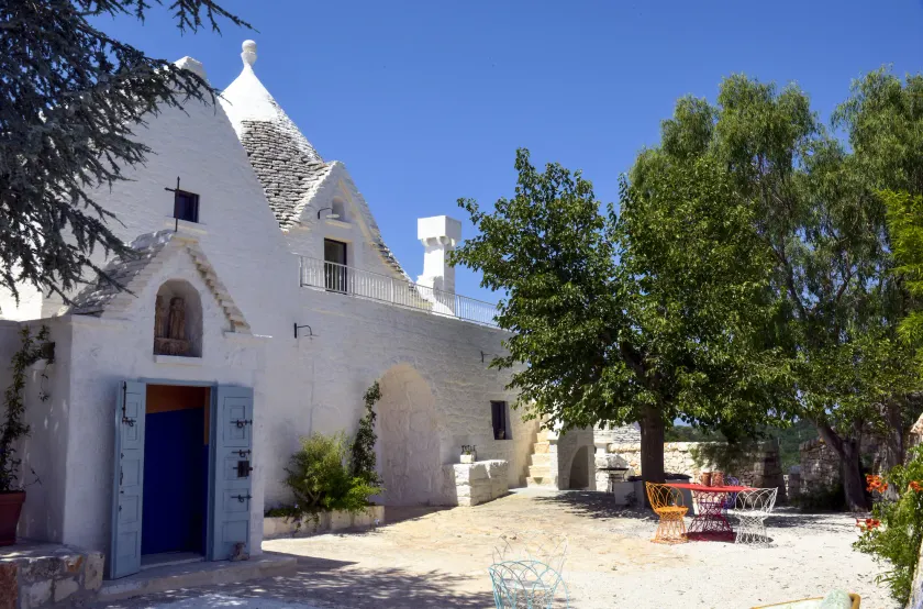Fatuaria - Image 1