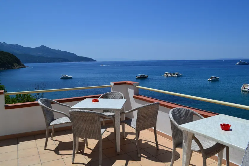 Hotel Scoglio Bianco - Image 1