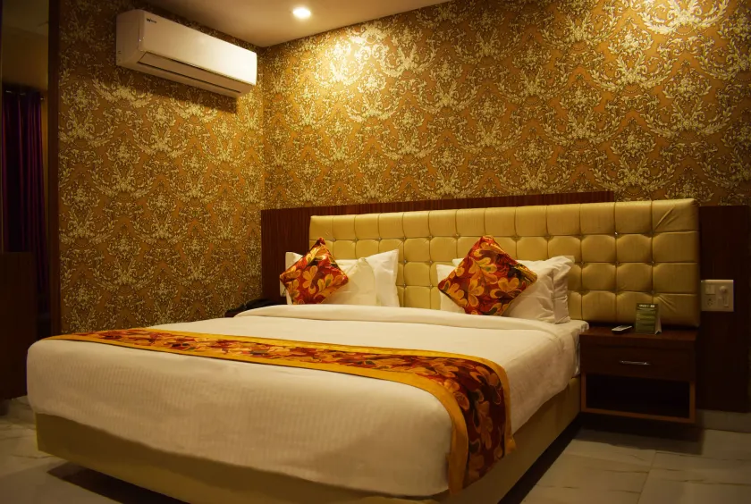 Hotel New Majestic - Image 1