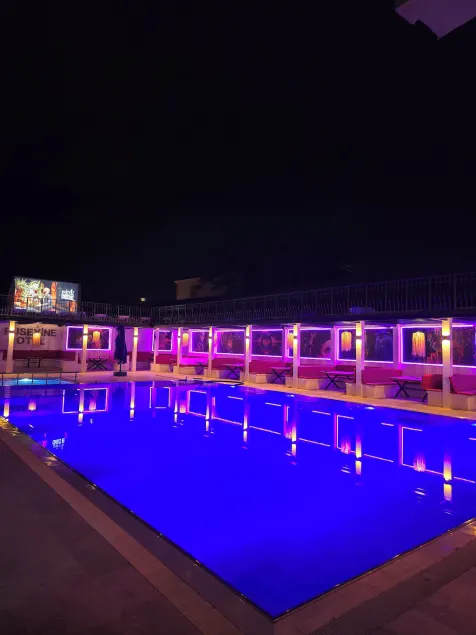 buseyine otel - Image 1