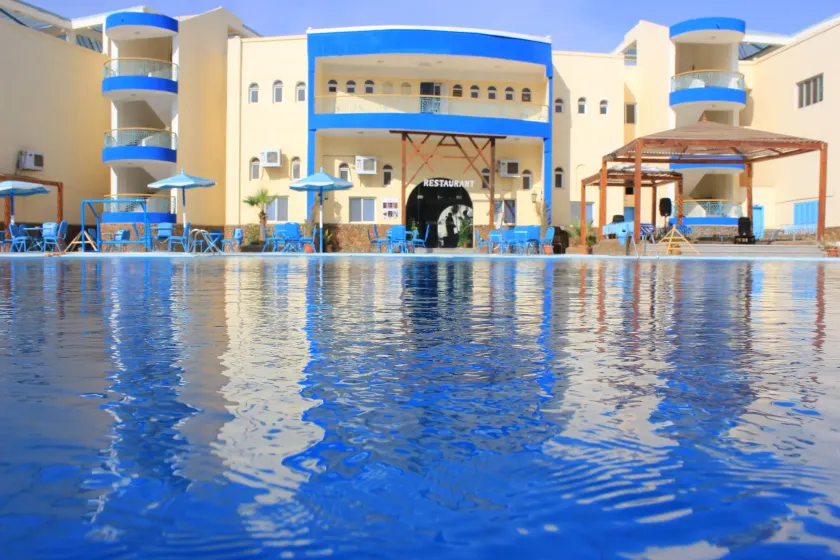 Grand Blue St Maria Hotel & Aqua Park - Image 1