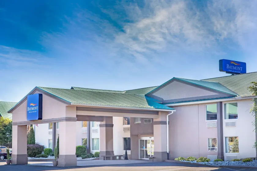 Baymont by Wyndham Bartonsville Poconos - Image 1