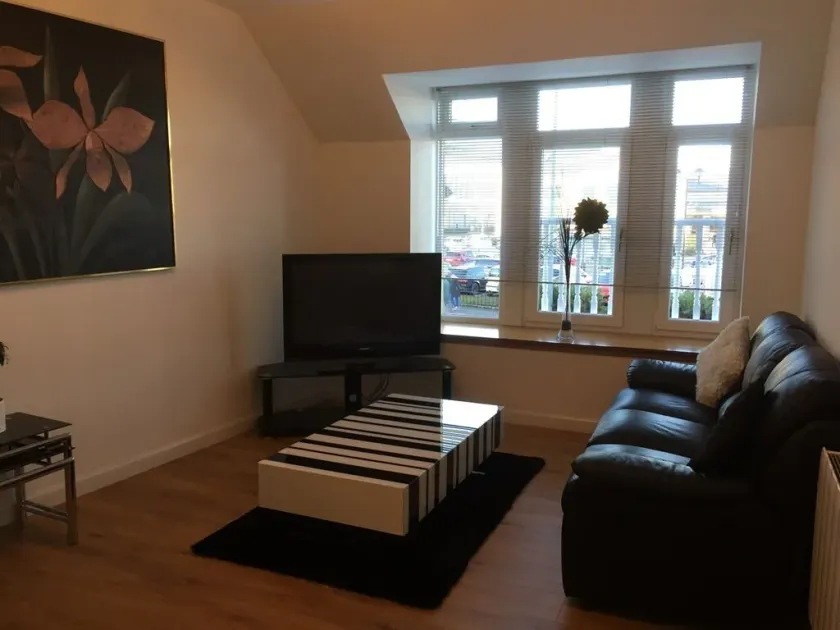 Eastgate Apartment - Image 1