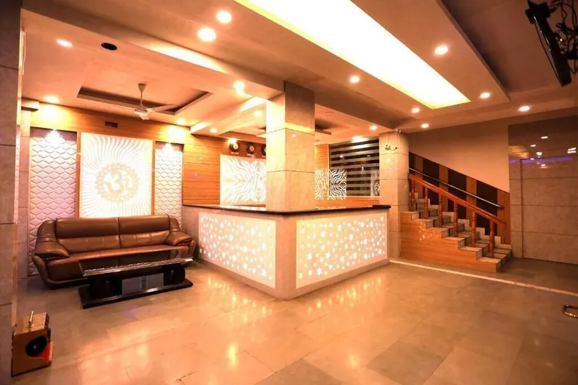 Paradise Ganga - A River Side Hotel - Image 1