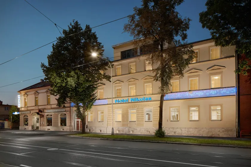 Hotel Nikolas - Image 1