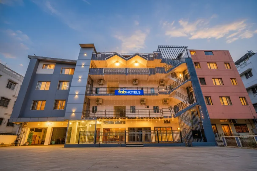 FabHotel Ivory Pearl - Nr Sony Signal - Image 1