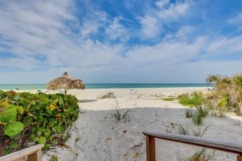 Gulf Getaway With Porch + Direct Beach Access! - Image 1
