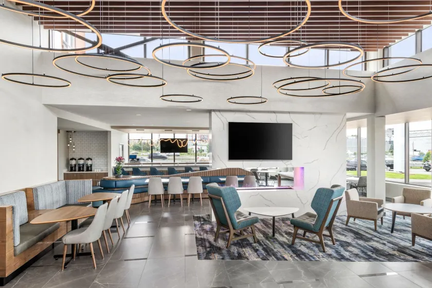 Residence Inn by Marriott Laval - Image 1