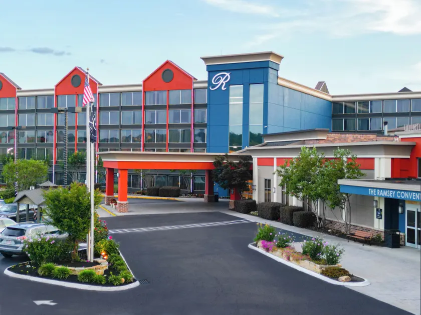 The Ramsey Hotel and Convention Center Pigeon Forge - Image 1