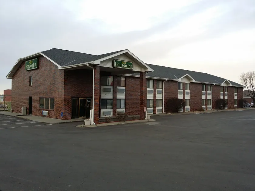 Horizon Inn - Image 1