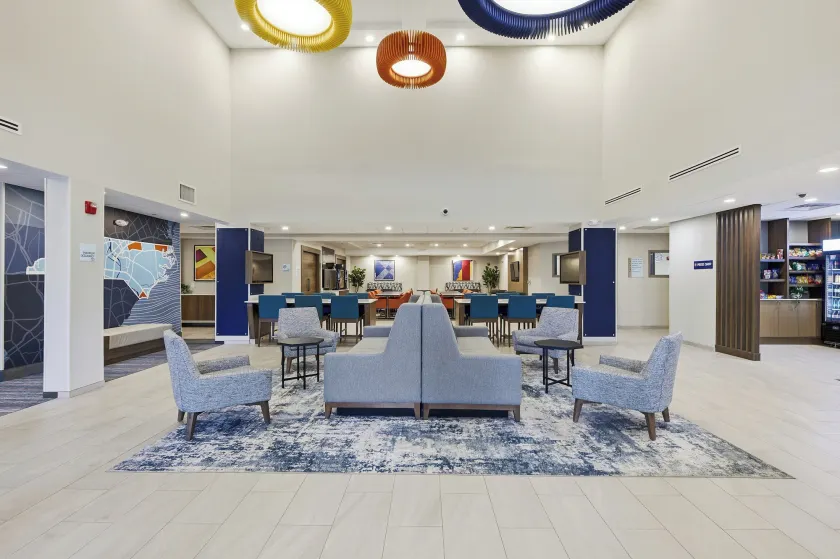 Holiday Inn Express & Suites Raleigh West - Lenovo Center by IHG - Lobby