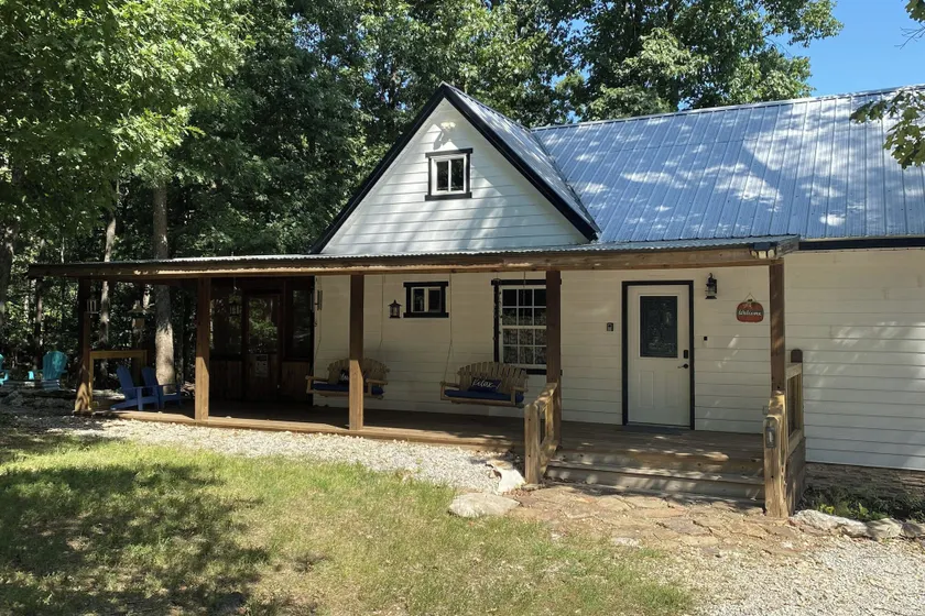 Secluded Ozark Hideaway: 13 Mi to Table Rock Lake - Image 1