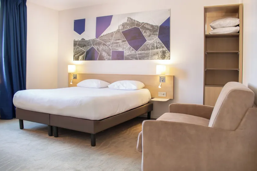 Brit Hotel Mâcon Centre Gare - Image 1