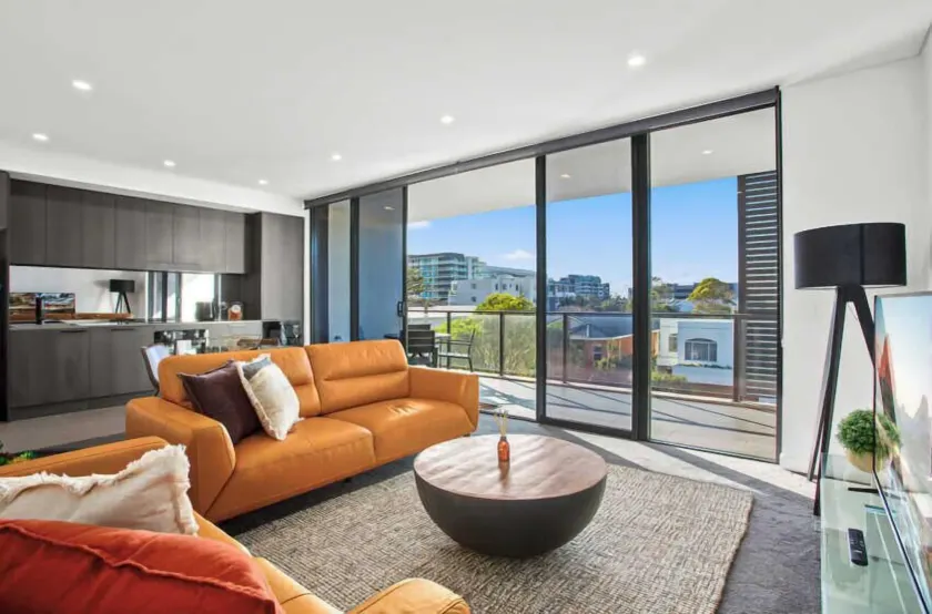 Astra Apartments Wollongong Beatson Street - Image 1