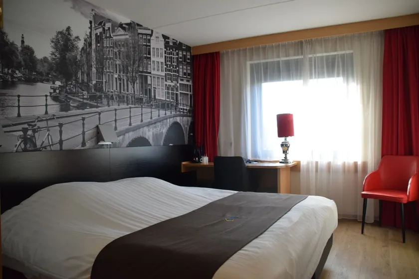 Bastion Hotel Heerlen - Image 1