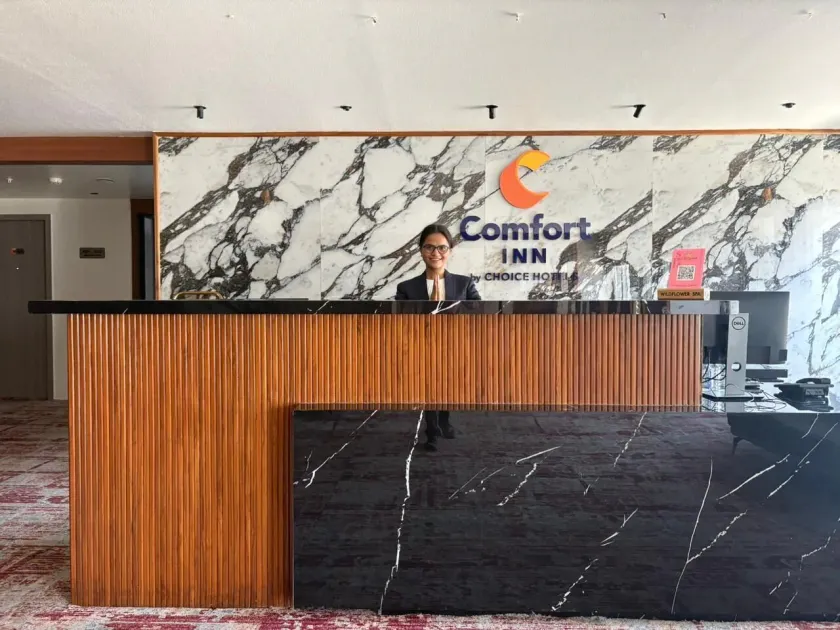 Comfort Inn Empire, Morbi - Recepción