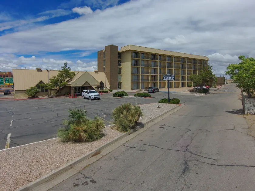 Hotel 505 - Image 1