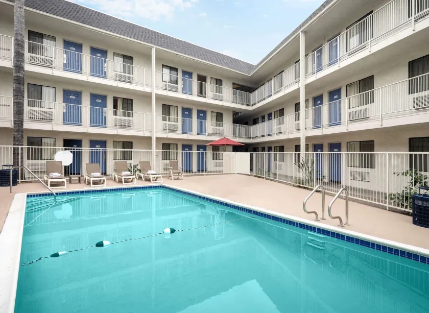 Motel 6 Buena Park, CA - Knotts Berry Farm - Disneyland - Image 1