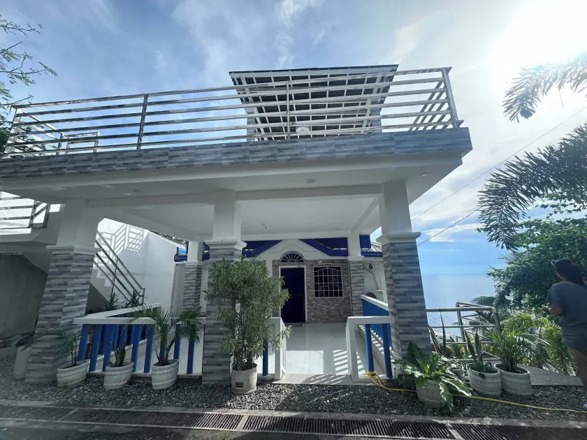 Becca's Vacation House - Image 1
