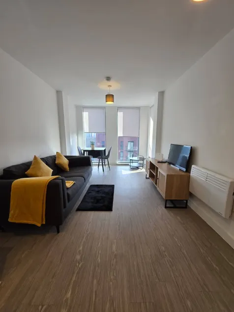 Home Away From Home in Manchester! - Image 1