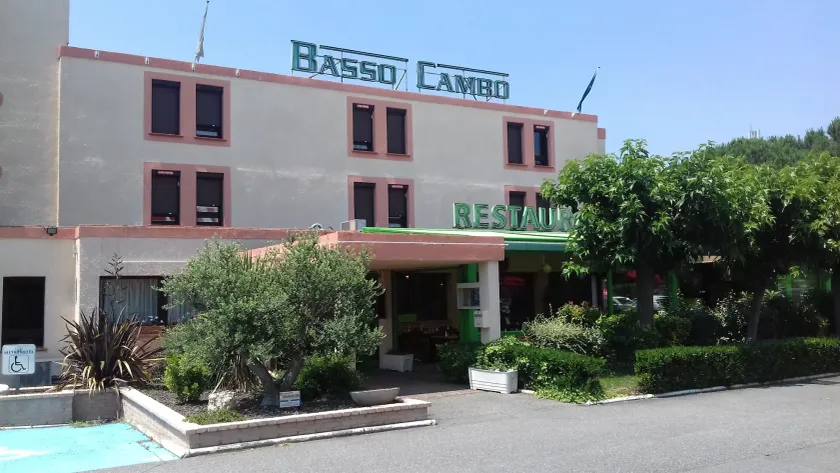 MetrHotel Basso Cambo - Image 1