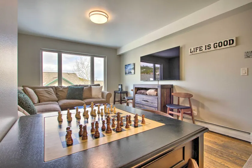 Cozy 2 BR Mountain View - walk to resort - Image 1