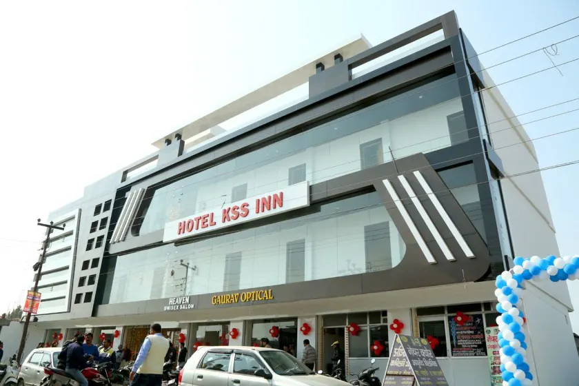 Hotel KSS Inn - Image 1