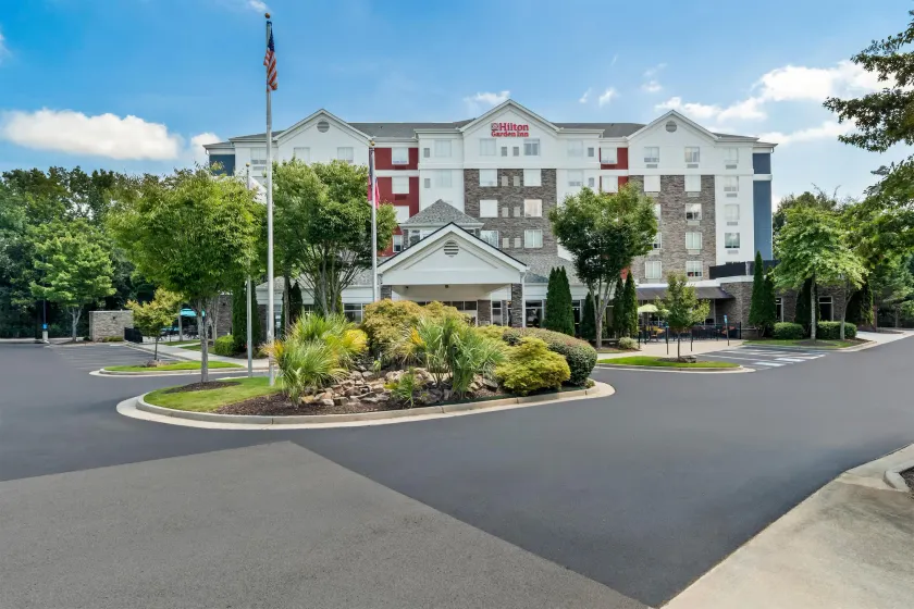 Hilton Garden Inn Gainesville - Image 1