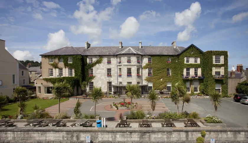 The Bulkeley Hotel - Image 1