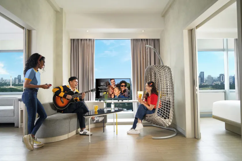 YELLO Hotel Harmoni - Image 1
