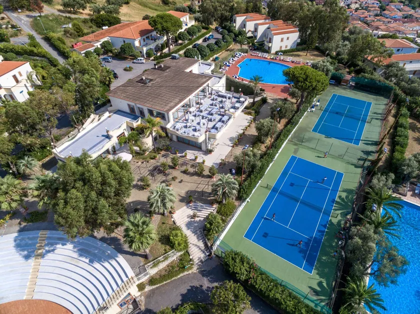 Club Residence La Castellana - Image 1