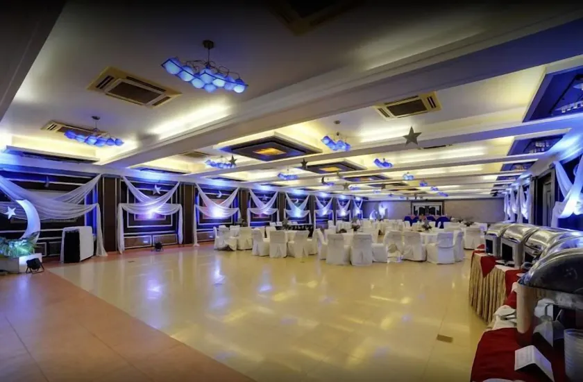 Hotel Amar - Image 1