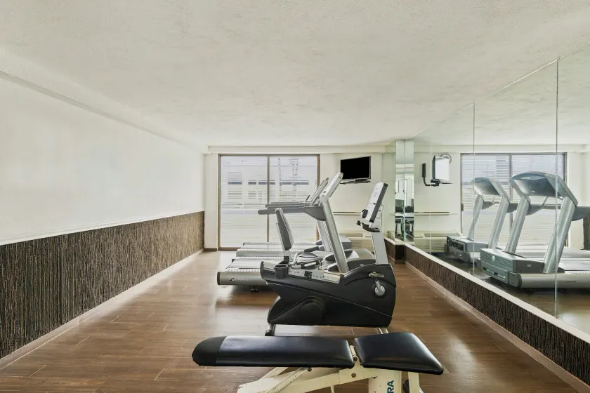 Fiesta Inn Express Chihuahua - Image 1