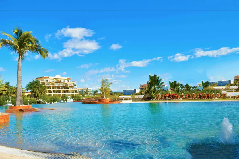 Pacifika Marina Mazatlán - Image 1
