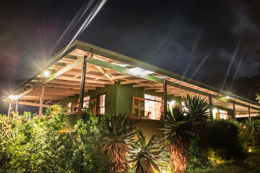 Three Tree Hill Lodge - Image 1