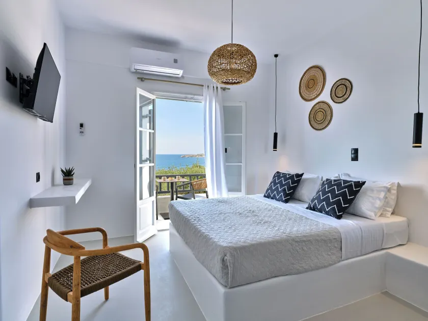 Paros Five Senses - Image 1