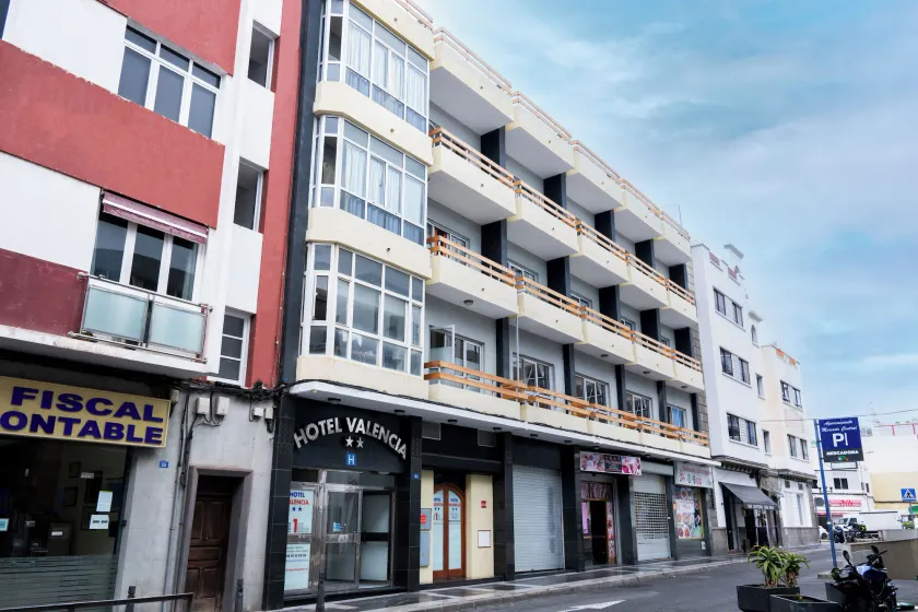 Hotel Valencia - Image 1