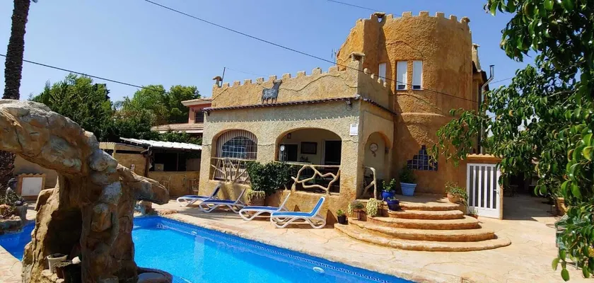 Castillo De Dona Maria - Image 1