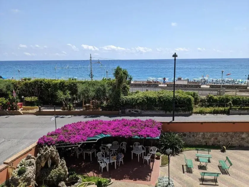 Albergo Regina Mundi - Image 1