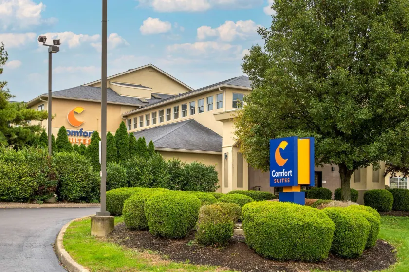 Comfort Suites Columbus Expo Center - Image 1