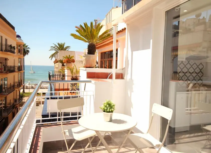 Blue Sea Holiday Rentals - Image 1