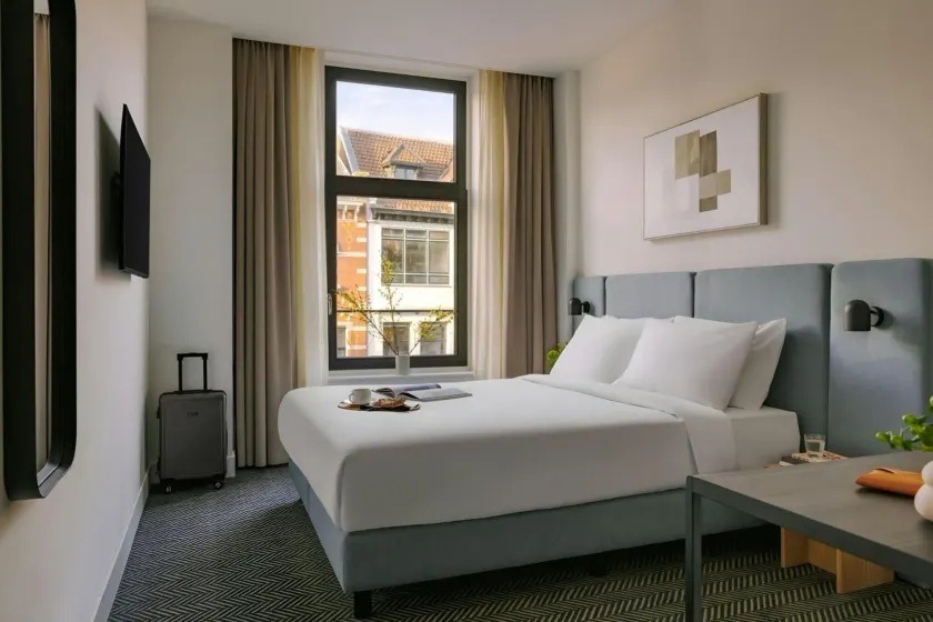 Hotel Rose Rotterdam - Image 1