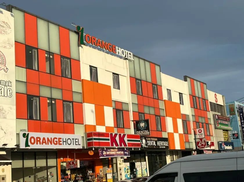 1 Orange Hotel KLIA & KLIA2 - Image 1