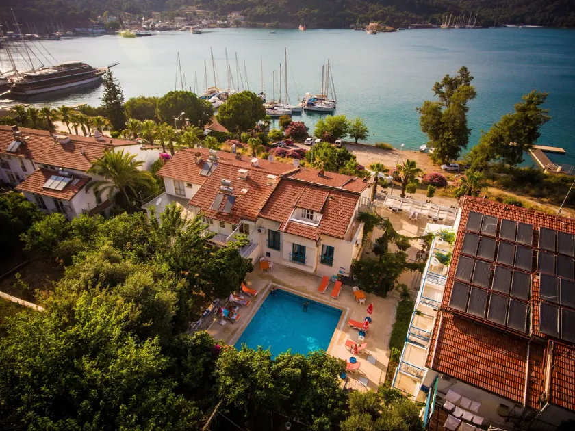 Levent Hotel - Image 1