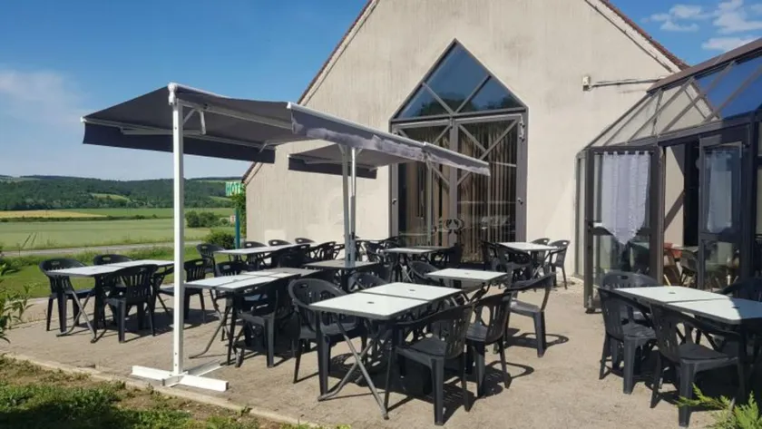 Auberge De Bourgogne - Image 1