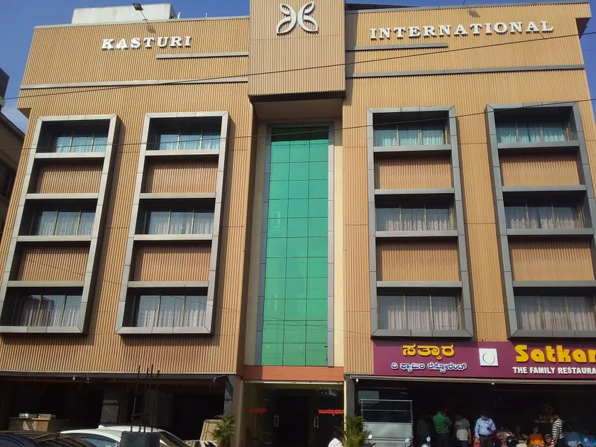 Hotel Kasturi International - Image 1