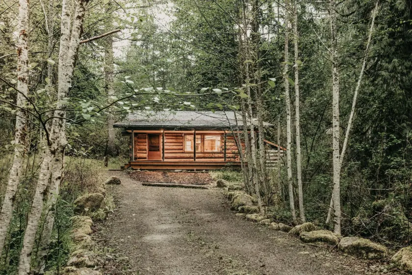 76gs - Genuine Log Cabin - Wifi - Pets Ok - Sleeps 4 - Image 1