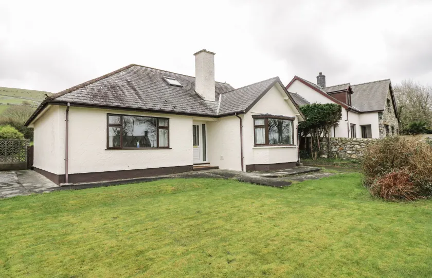 Brynteg - Image 1