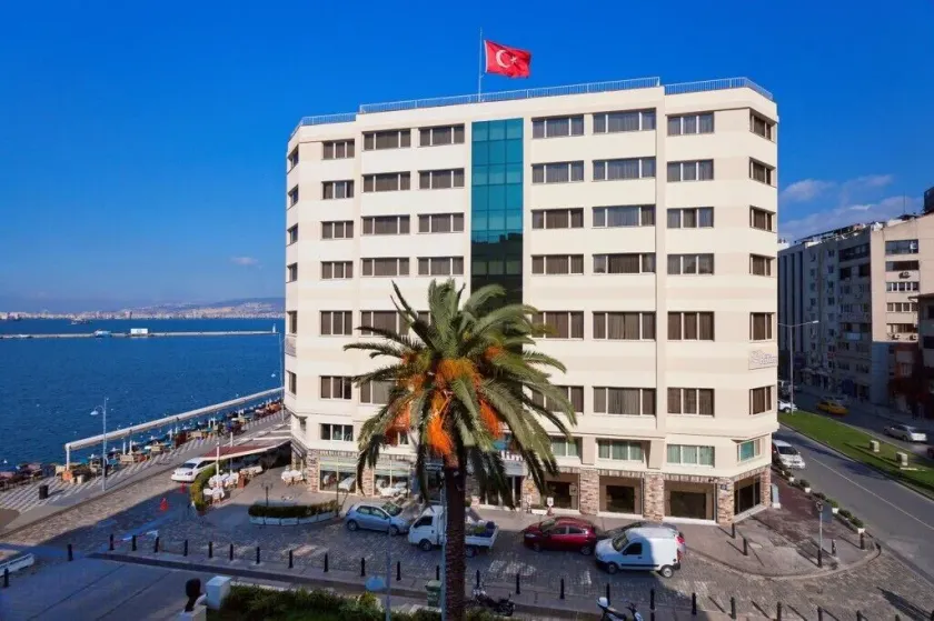 Kilim Otel Izmir - Image 1